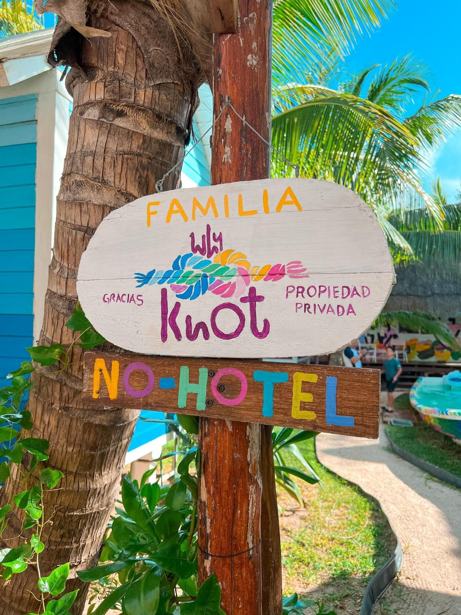 Whyknot Holbox Bed & Breakfast Exterior photo